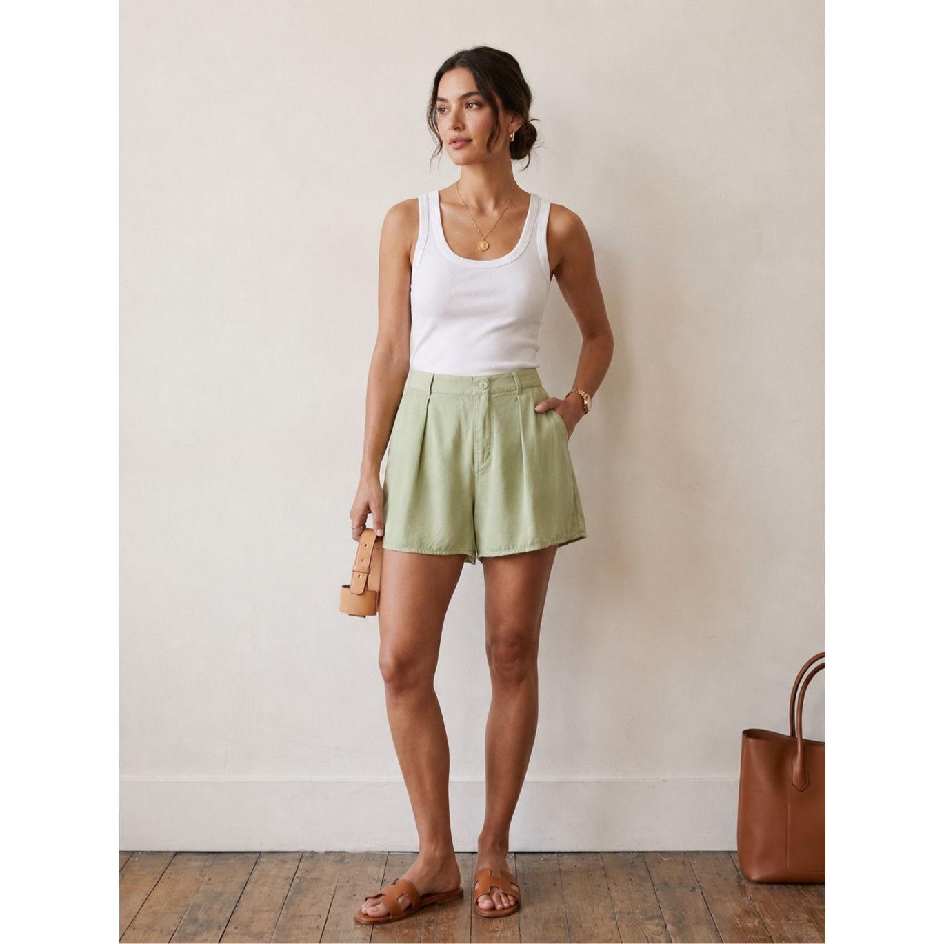 Weekend Los Angeles Wasabi Green Flowy Pleated Shorts Size M